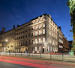 Piccadilly, Mayfair, W1J