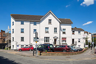 Cambridge Road, Kingston upon Thames, KT1