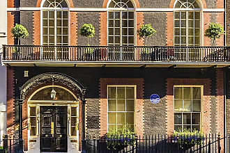 Curzon Street, Mayfair, W1J