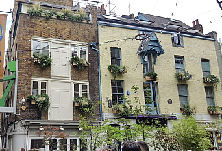 Neal's Yard, Russell Square, WC2H