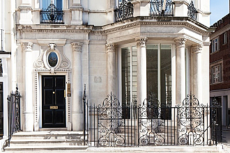 Berkeley Square, Mayfair, W1J