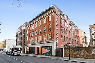 Commercial Street, Aldgate East, E1