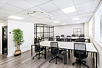Serviced and Managed Offices Oxford Street Soho W1D  416-2.png