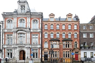 Bloomsbury Square, Holborn, WC1A