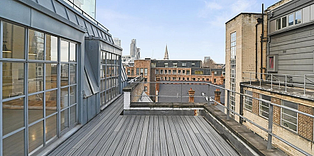 Commercial Street, Aldgate East, E1