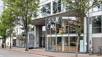 Mortlake High Street, Mortlake, SW14