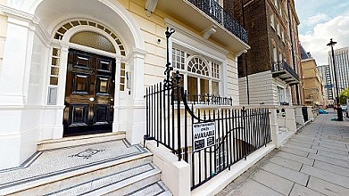 Chandos St, Mayfair, W1G