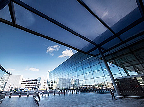Terminal Heathrow Airport-T3, Hounslow, TW6