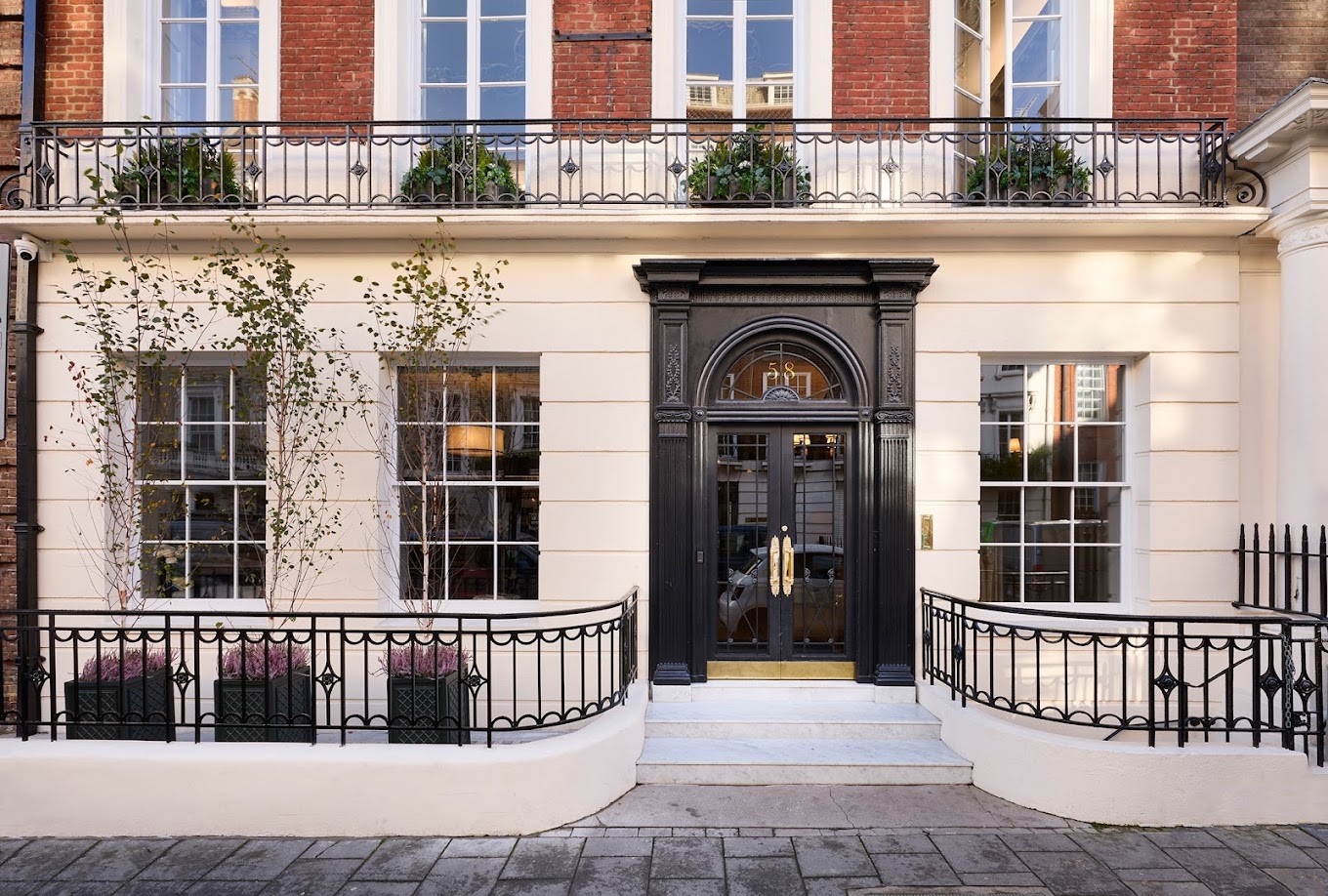 Top 6 Serviced Offices To Rent on Grosvenor Street, Mayfair - London