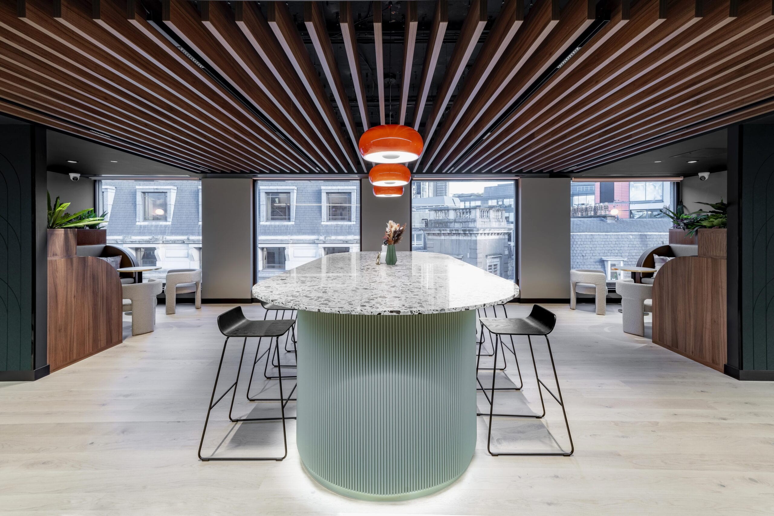 Why More Businesses Are Choosing Offices with Breakout Spaces