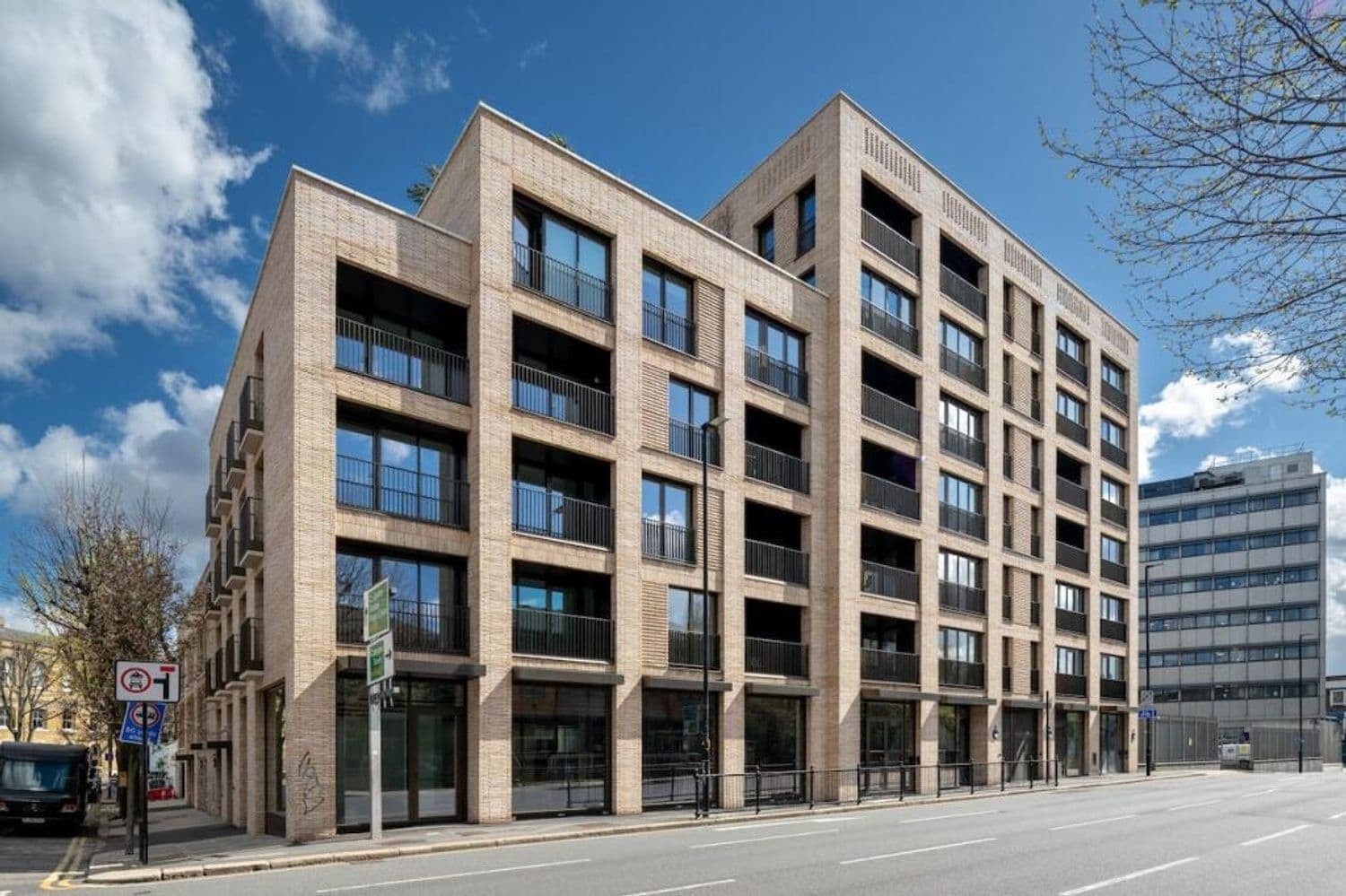  Spaces – Office Space Rental Camden Street