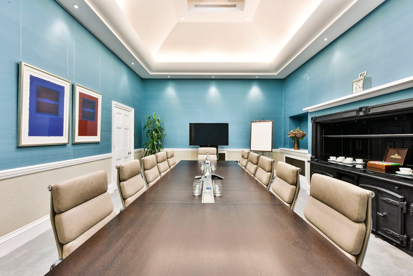 Why Premium Office Spaces in Knightsbridge Stand Out